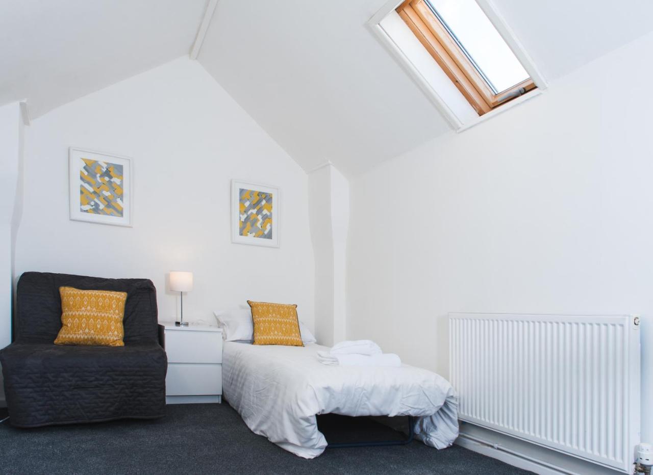 Mycityhaven - 3 Bedroom Shirehampton Flat Near Avonmouth & M4 Bristol Exterior foto